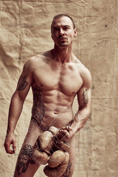 Lucca Gucci  MILANO 3534831489