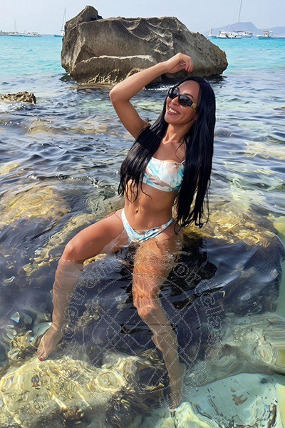 Jennifer Anguria Pornostar  BARI 3499398298