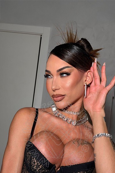 Karollayne Arruda  MILANO 3277205075