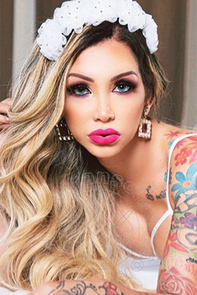 Rebecca Isabell  MILANO 3758115434