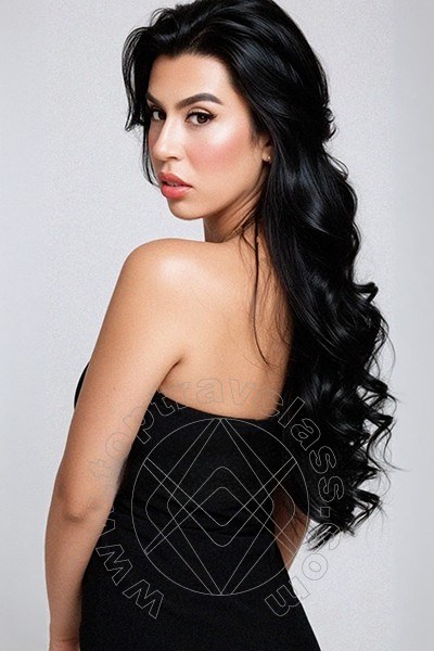 Melanie Ferreira  MONTEVARCHI 3931375642