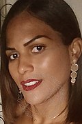 Trani Trans Escort Kaia Gerber 327 78 55 668 foto selfie 3