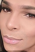 Roma Trav Thais Melo 388 32 39 396 foto selfie 86
