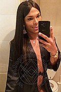 Roma Trav Thais Melo 388 32 39 396 foto selfie 100