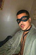 Milano Boys Davide Brasiliano 344 46 13 370 foto selfie 1
