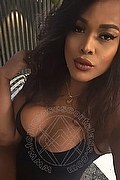 Milano Trans Escort Viviane D'Oro 352 01 66 989 foto selfie 10
